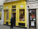 2018-03-29 16-14-35 Le Marais-Rue des Rosiers CGn